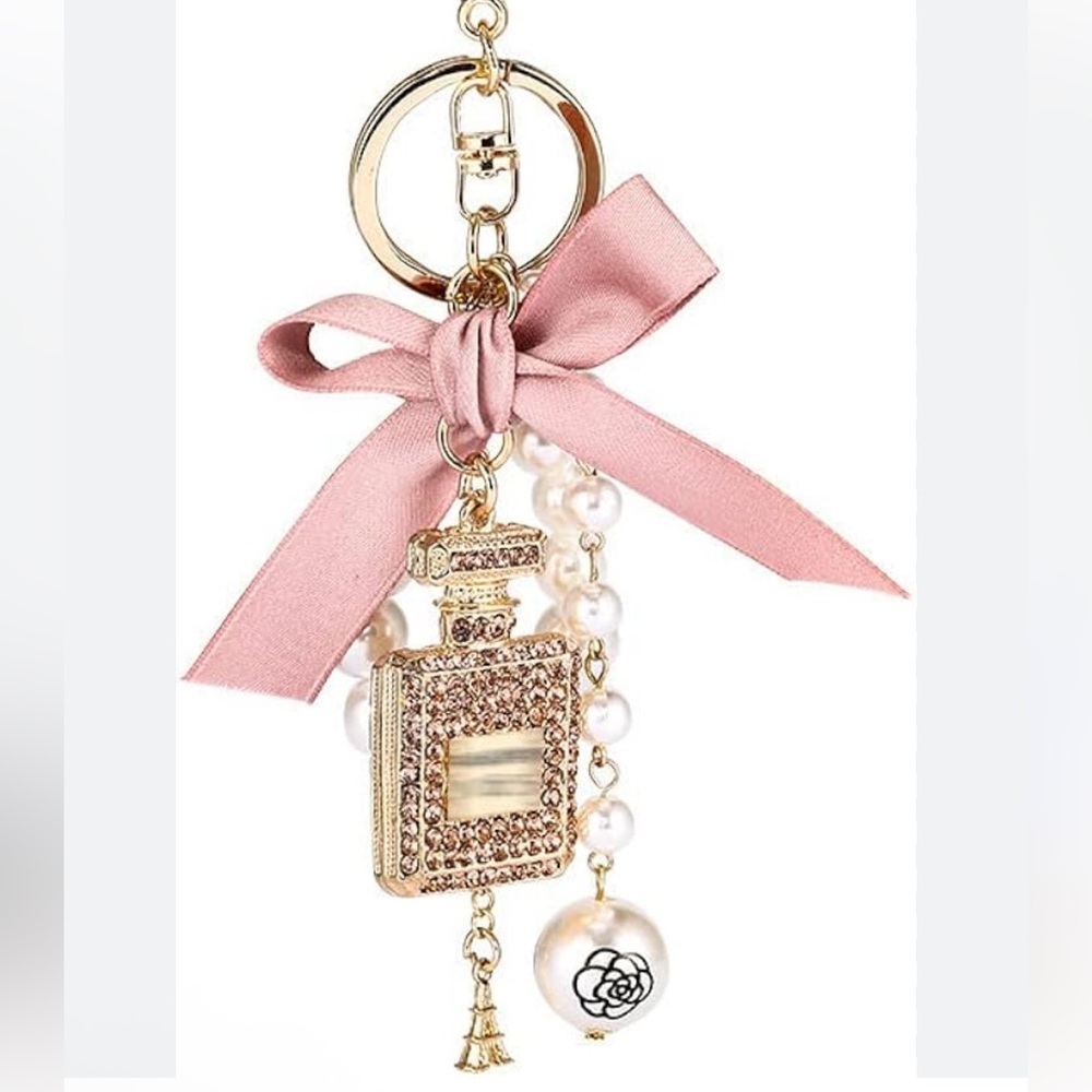 NWT Elegant Pink and Gold Keychain with Pearl Accents